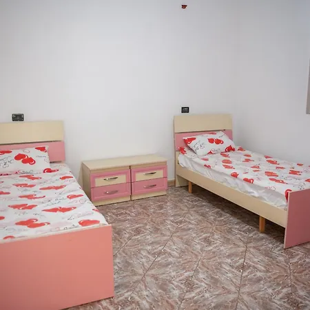 Appartement Ruhiges Und Karpen & Golem